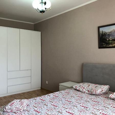 Просторная 2Комн Квартира На Школьнике Uralsk Exterior photo